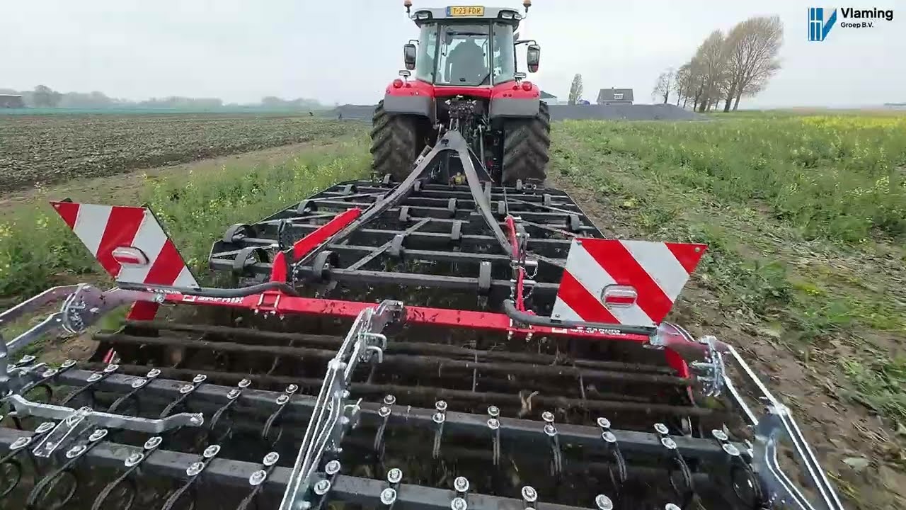 Vlaming Groep B.V. aan het werk met  Saphir Messenwals - De Allstar Longline op resten groenekool
