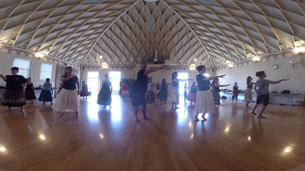 KUANA TORRES KAHELE Ka'a Na Ale (Hula Workshop)