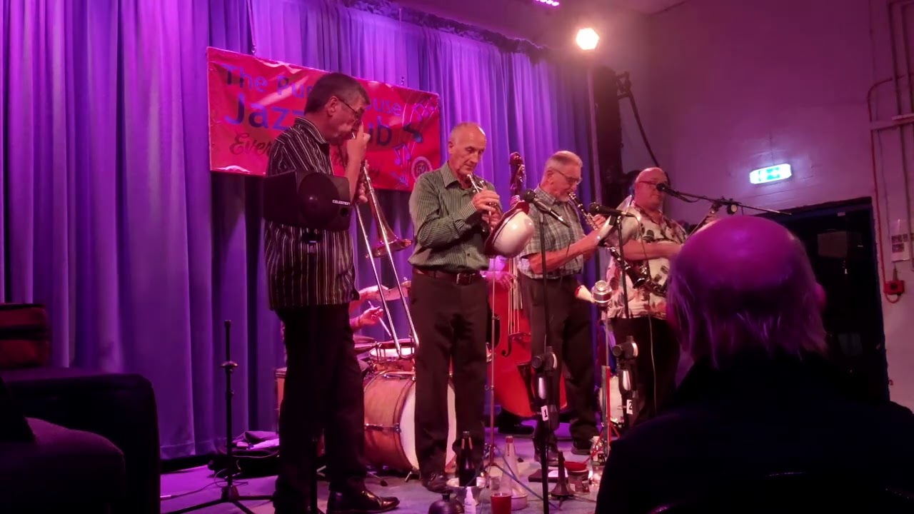 Tie Me To Your Apron Strings Again - The Golden Eagle Jazz Band (28/08/2025)