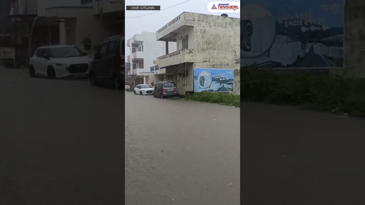 Gujarat Rains | Valsad Along With Low-Lying Areas Submerge After Heavy Rainfall, Red Alert Issued