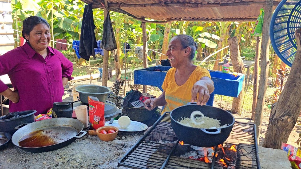 Doña Irma Le Enseño a Carmen Como Le Prepara La Comida A Su Hijo 😱