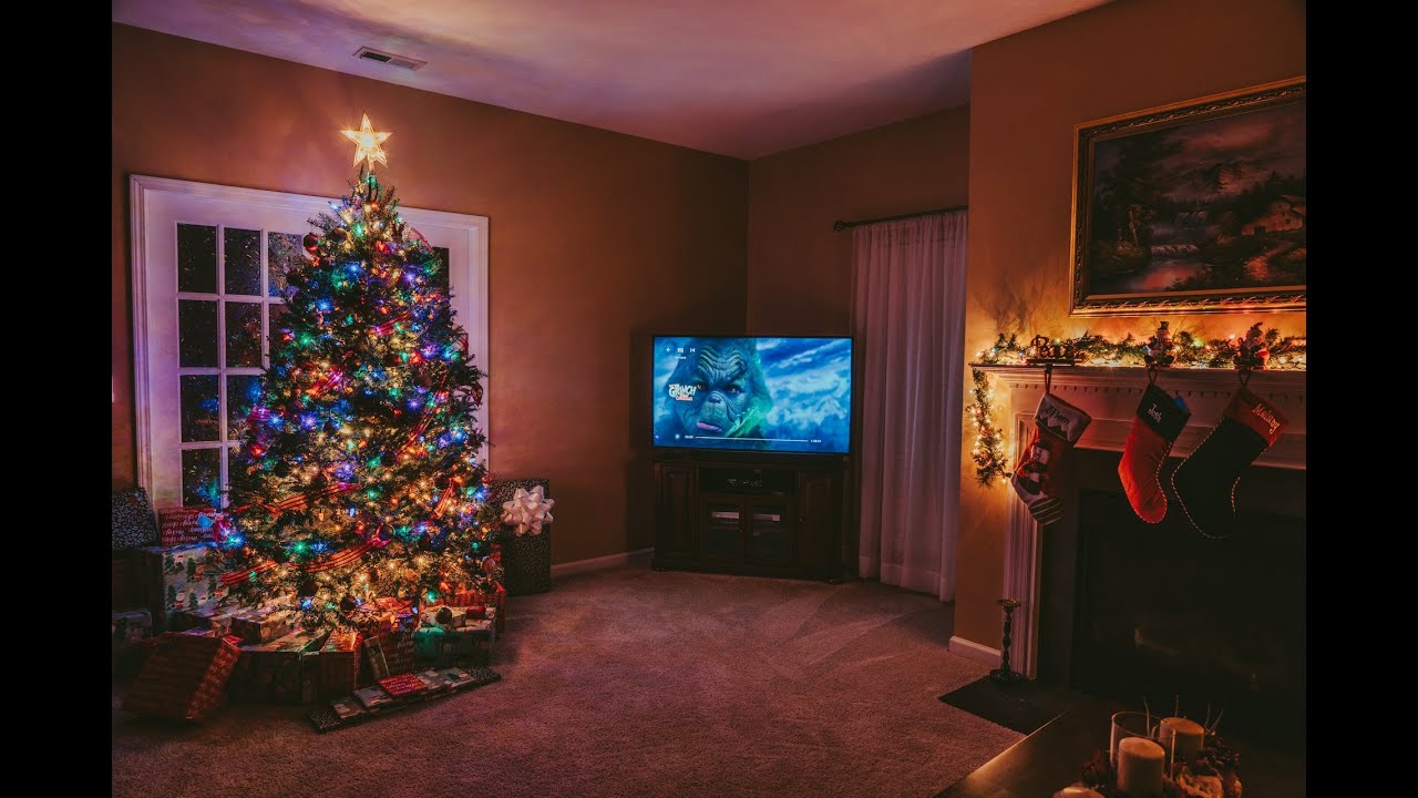 Christmas TV Traditions in the UK and USA