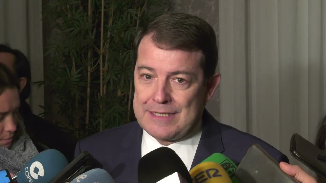 10/01/2023 Alfonso Fernández Mañueco participa en el homenaje a José Vicente de los Mozos