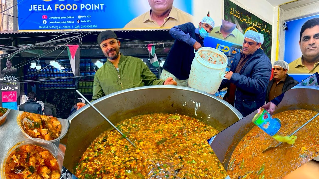 Jeela Desi Ghee Mein Bani Chicken Makhni Handi 😱😋 || Jeela Food Point || Street Food Pakistan