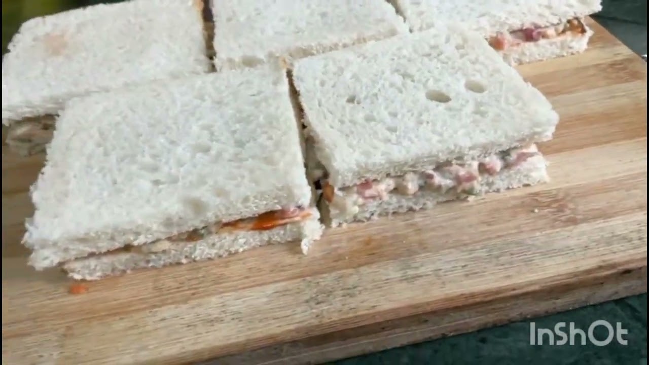 Sandwich kaise banta hai dekhiae dilakash with cook like share subscribe#recipe f food##