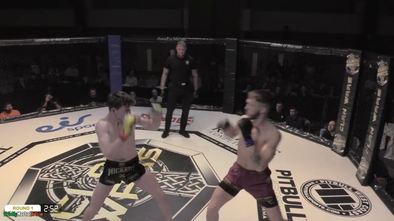 Ben McGinn vs Jake Gilpin - Clan Wars 44