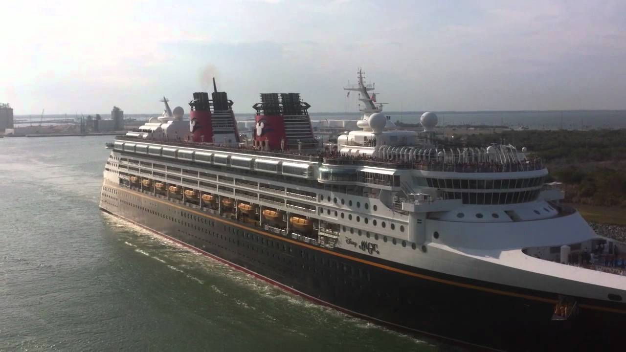 Disney Fantasy and Disney Magic Horn Battle