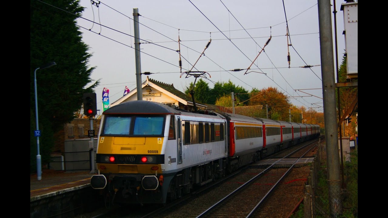 Trains at Stowmarket 19/11/2016