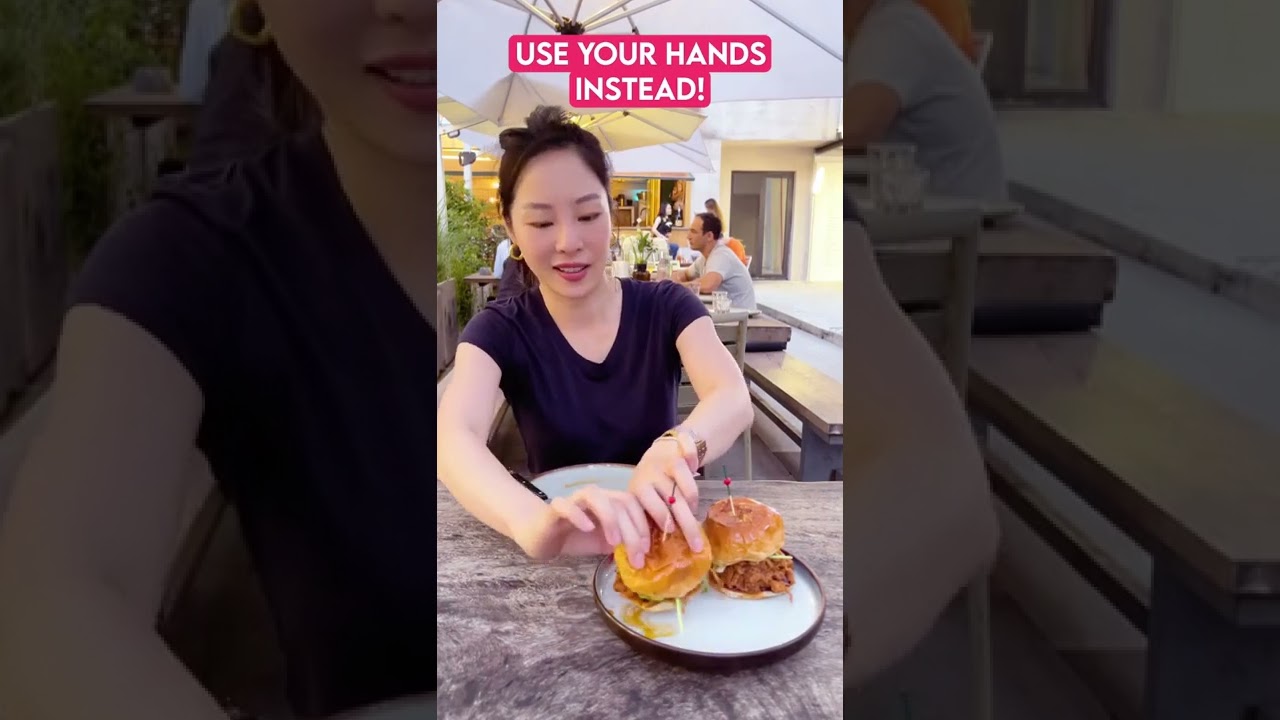 This Is How You Should Eat A Burger - 