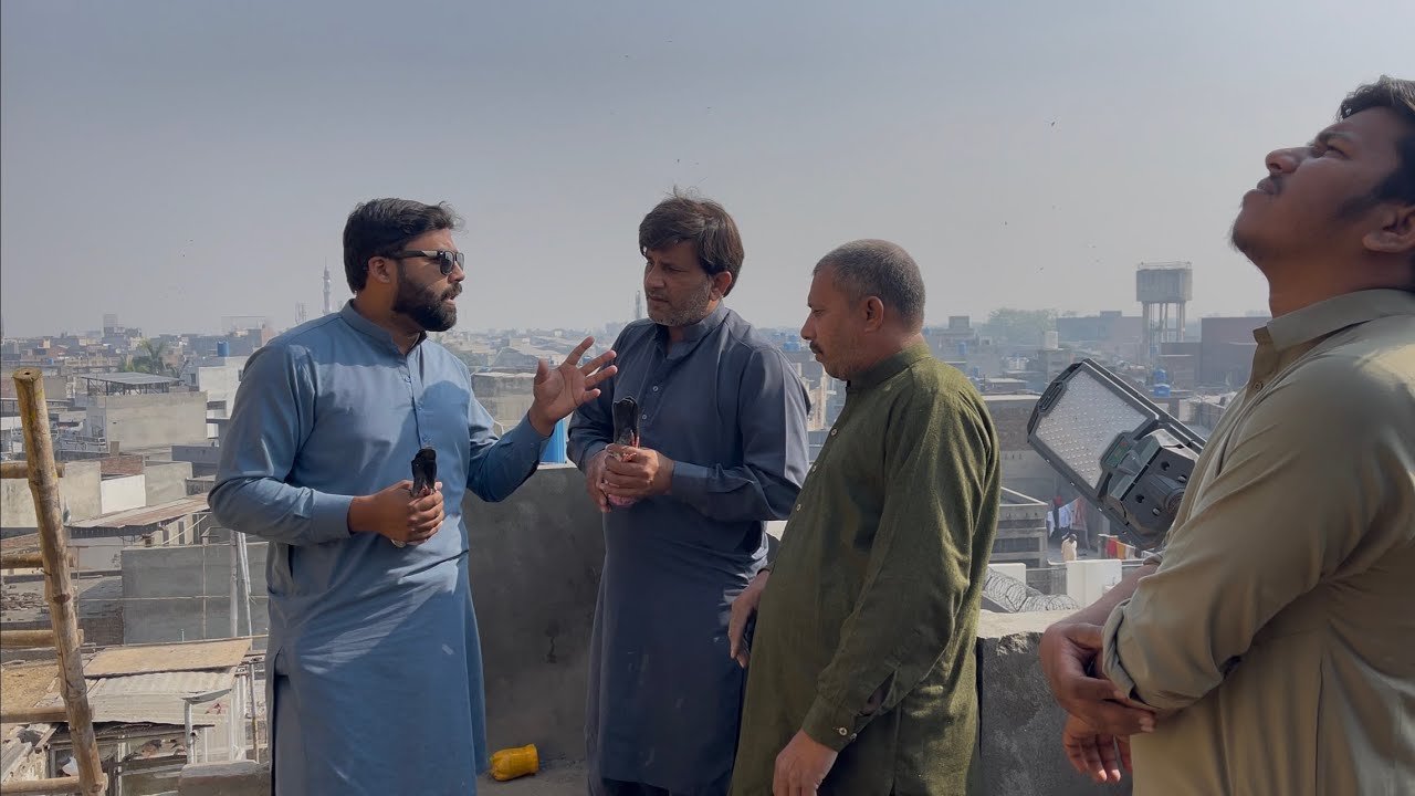 Tariq Brother's Ki Kabootar Bazi Khatray Main 😌