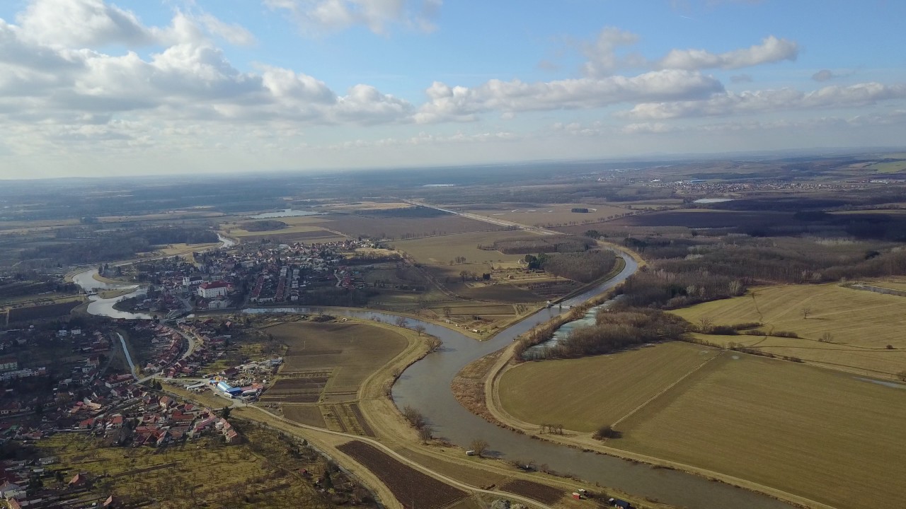 Ostrožská Nová Ves část2/2