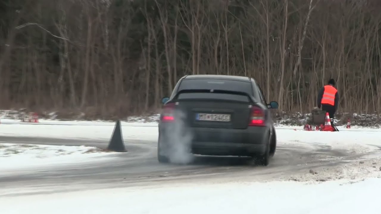 1.WSC 10.1. 2026 / Jožo Oravec / Opel Astra OPC