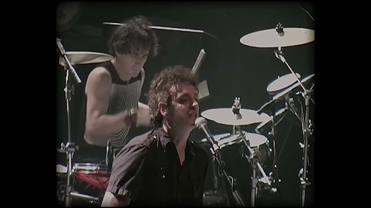 Cerati en Londres: Toma la Ruta  y Prófugos
