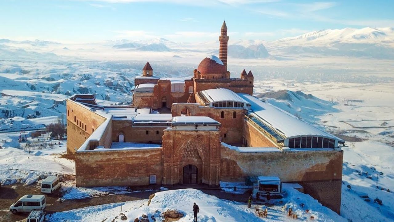 İSHAK PAŞA SARAYI ve AHMEDİ HANİ TÜRBESİ (Ağrı, Taşlıçay, Diyadin, Doğubeyazıt) #ishakpaşasarayı