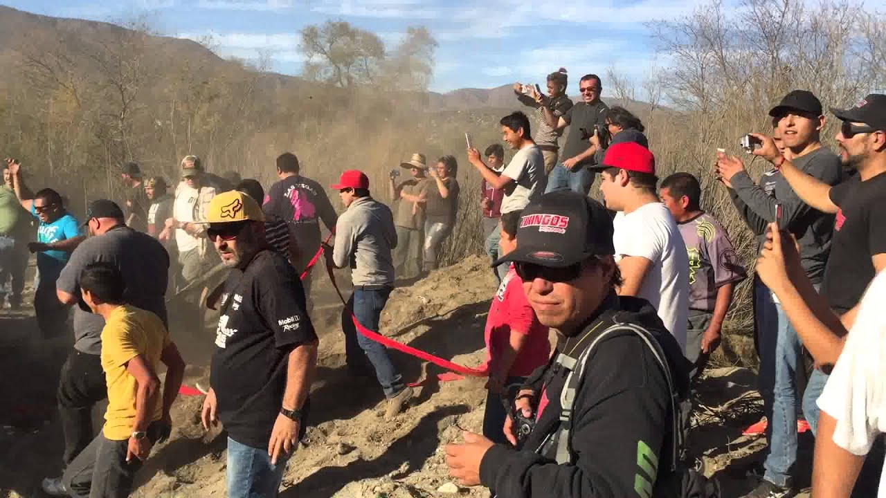 Baja 1000 Roll at SantoTomas (HD)