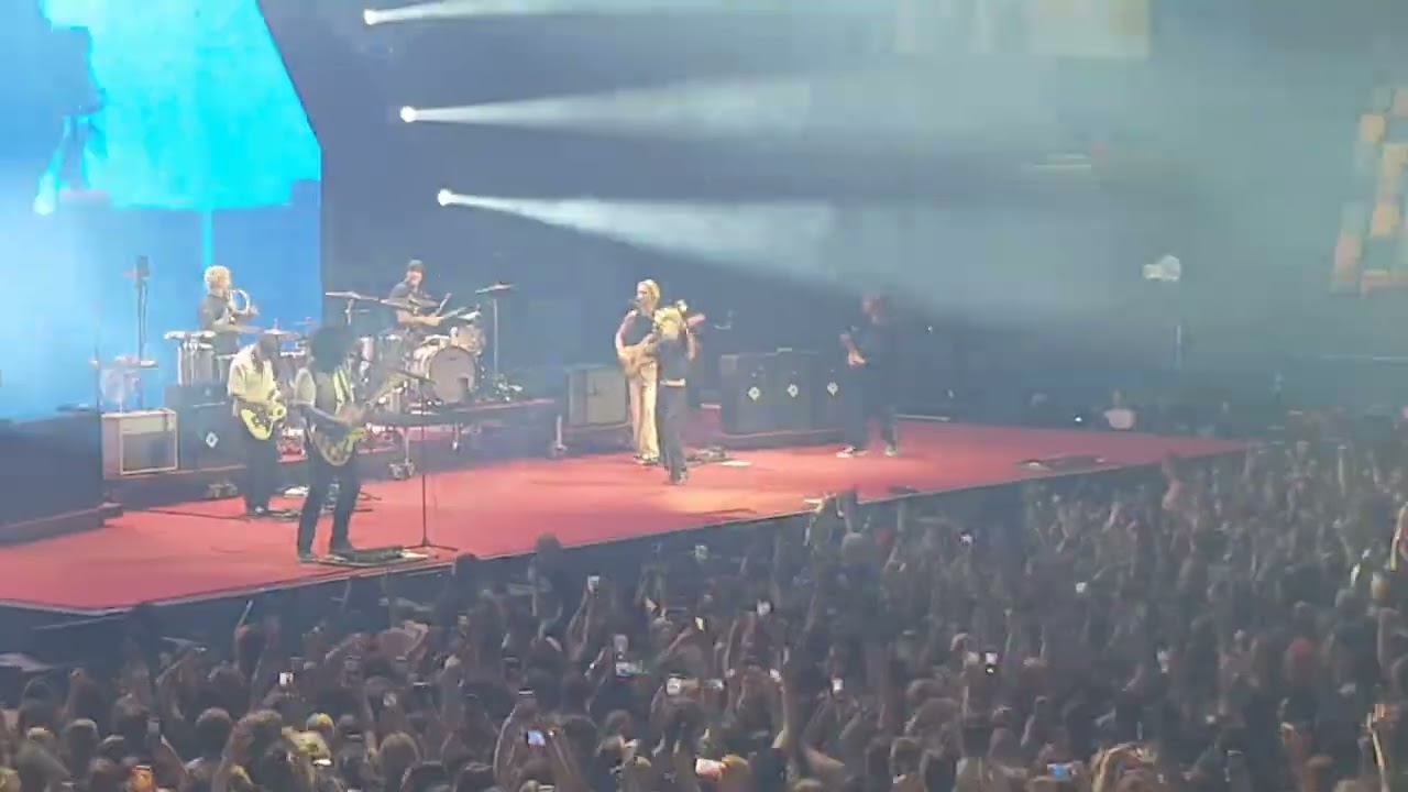 Paramore - That's What You Get (live at the Brisbane Entertainment Centre 22nd November 2023)