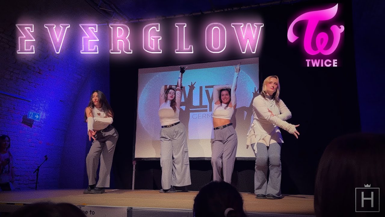 (Hall:MUN 2025) TWICE 'I CAN'T STOP ME' & EVERGLOW 'LA DI DA' - Dance Performance by Hal0Queens