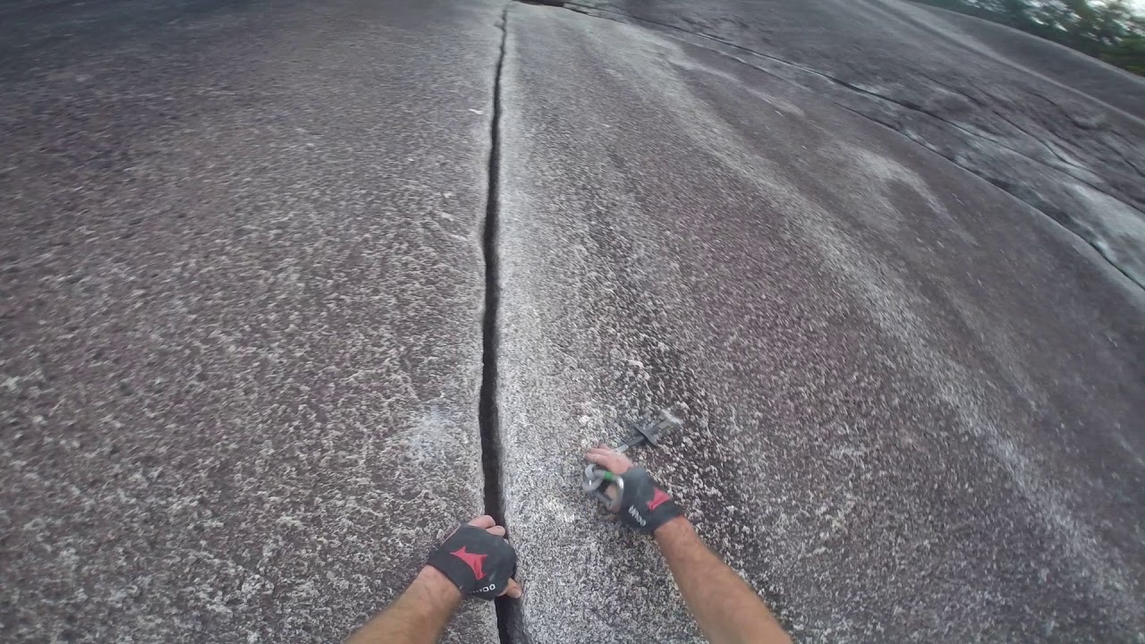 Crack Climbe Squamish BC