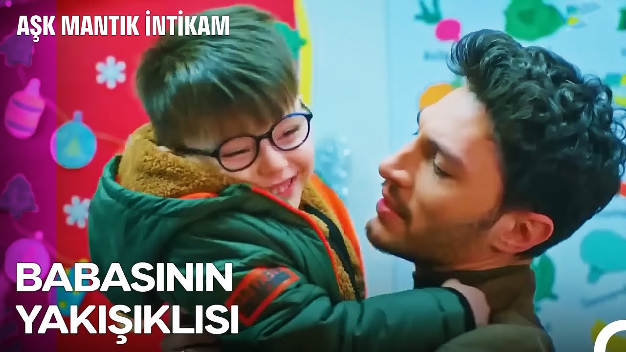 Yakışıklı Zeus ve Biricik Oğlu💗 - Aşk Mantık İntikam