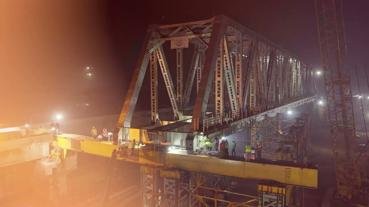 On #RepublicDay, #DFCCIL marked a major engineering milestone at Kalamboli.