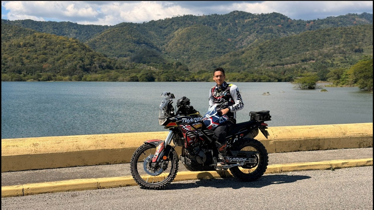 Back Dual Sport 2026 - Disney Express