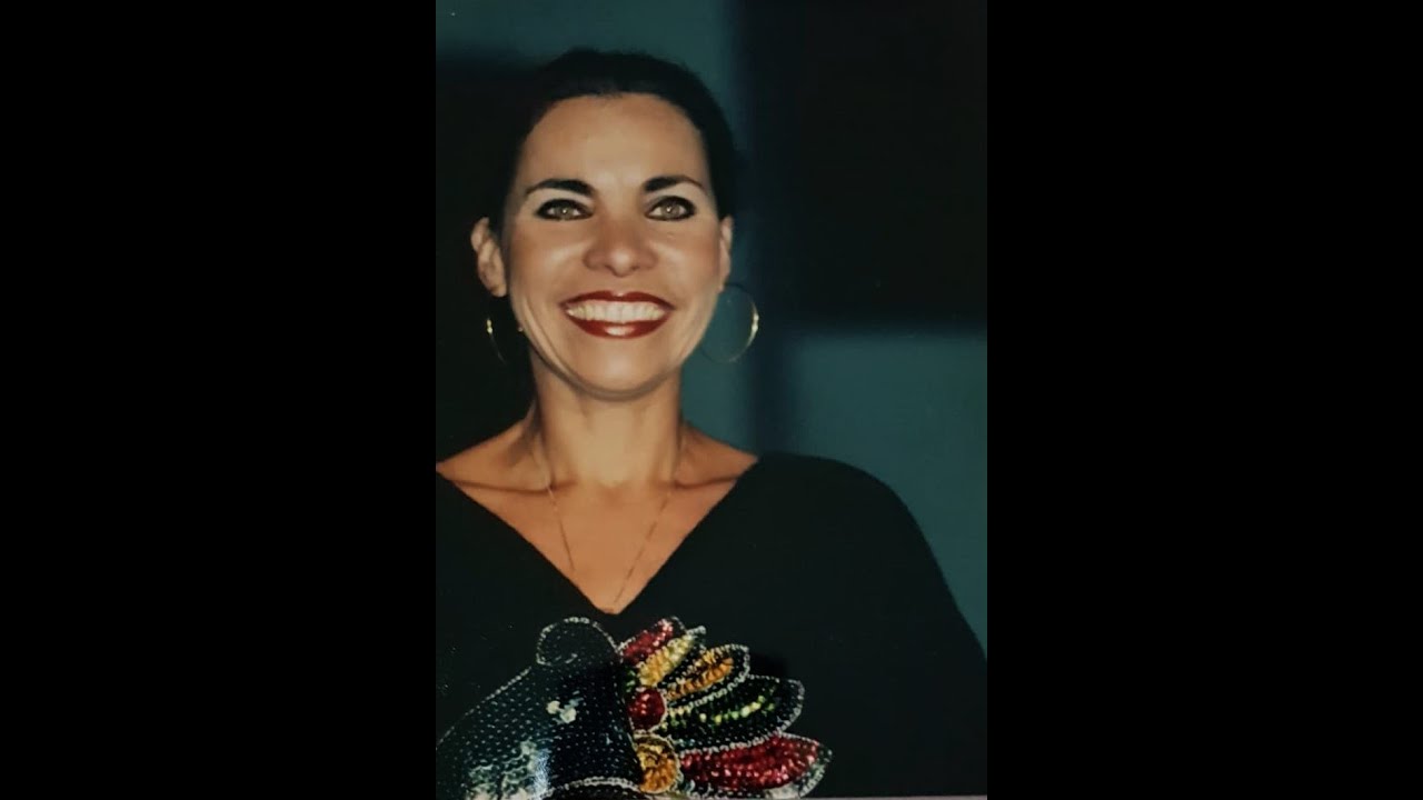OLIVIA MOLINA singt NOCHE DE PAZ, Trad.Bearb.: Olivia Molina