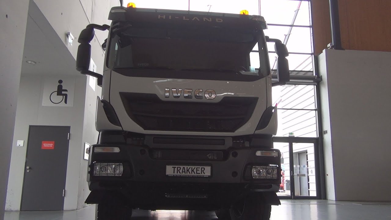 Iveco Trakker 450 Euro 6 Hi-Land Tipper Truck (2018) Exterior and Interior