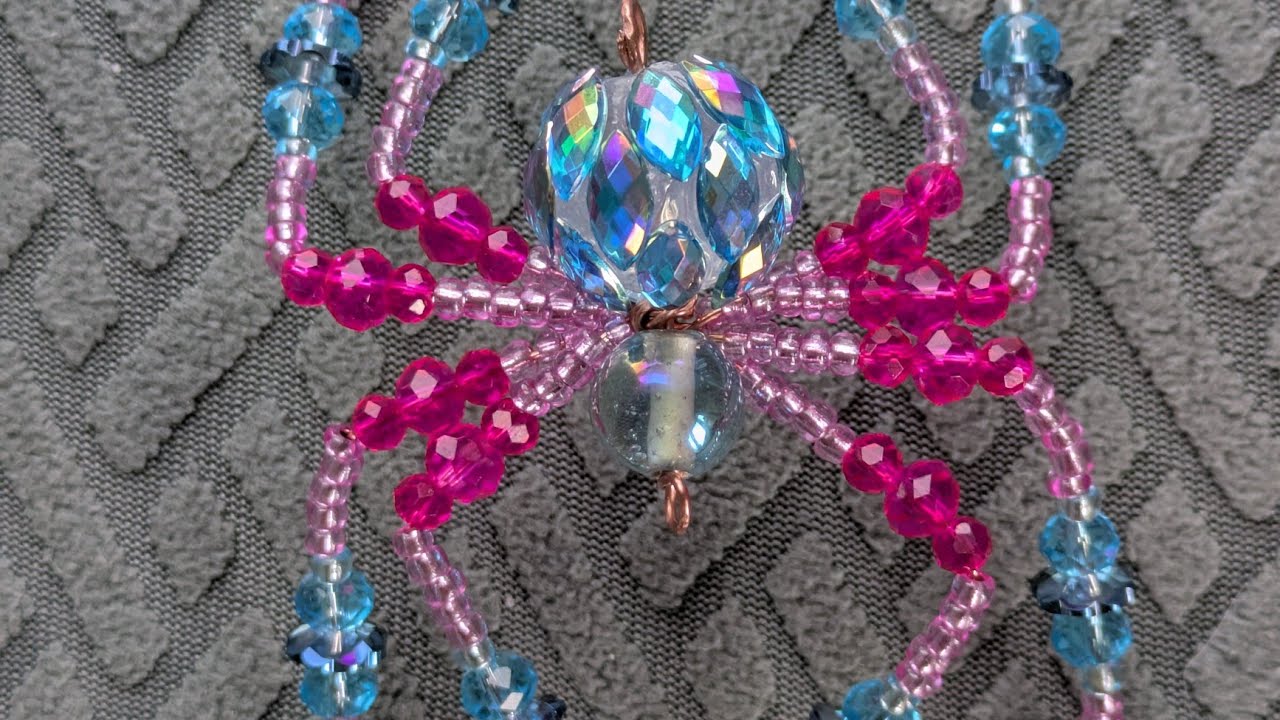 Copper wire and glass bead crafting: How I make a beaded spider suncatcher
