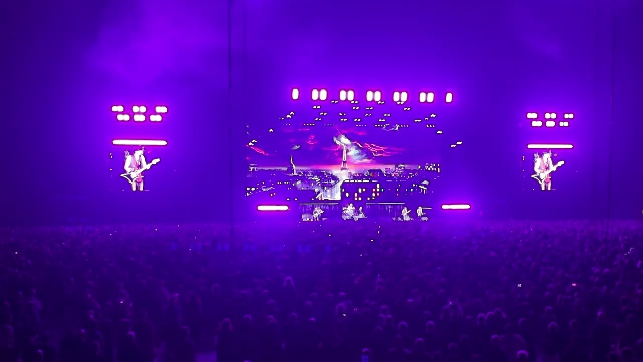 Iron Maiden - Intro(The Ides of March)+Murders in the Rue Morgue @ Paris La Défense Arena 19/07/2025