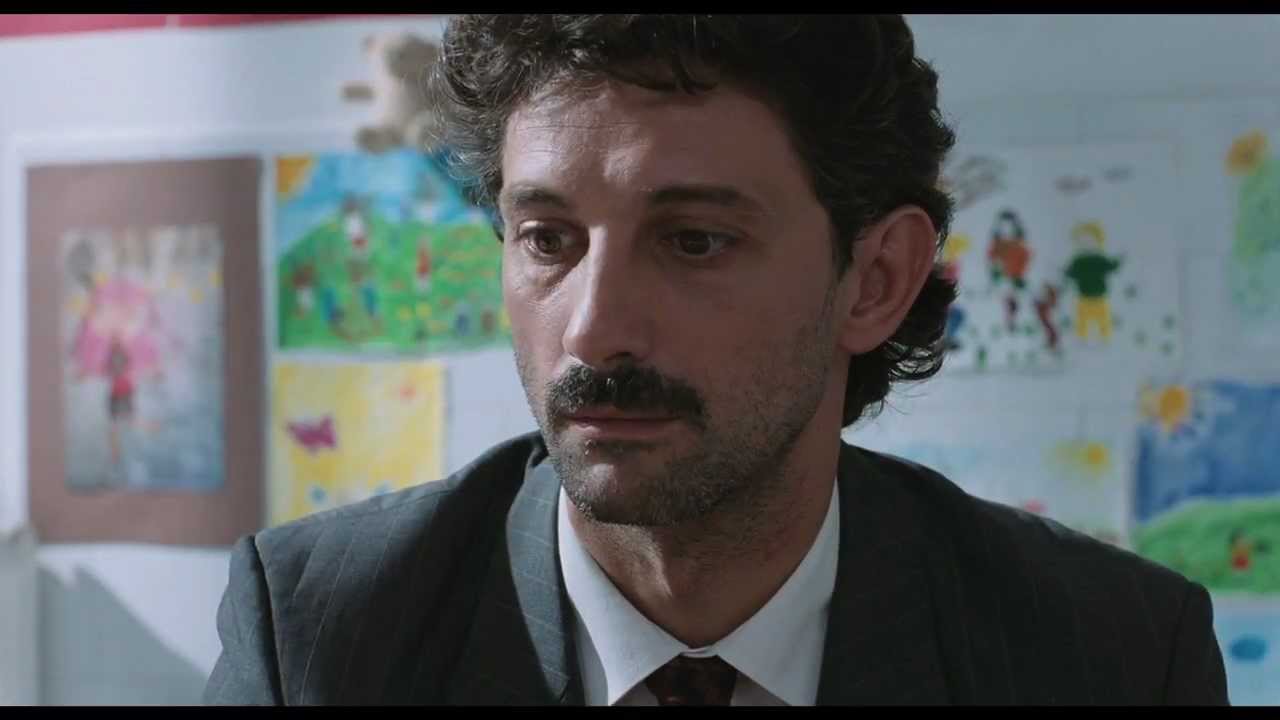 Trailer Despre oameni si melci (2012)