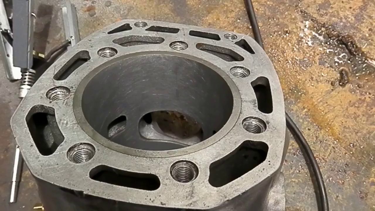 KX500: Расточка цилиндра /  KX500: Boring a cylinder