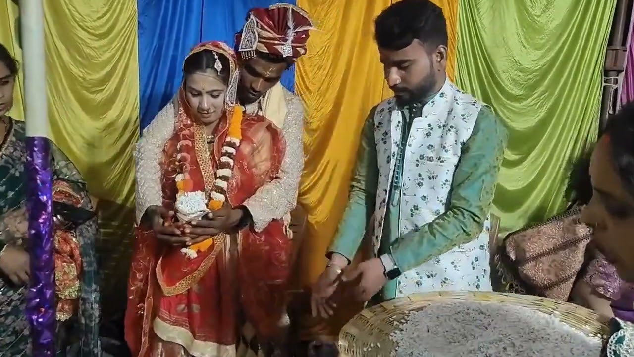 इंसानियत की अनूठी मिसाल रायपुर के पुलिस कर्मी एवं समाजसेवकों ने निर्धन अनाथ बच्चों का किया कन्यादान🙏