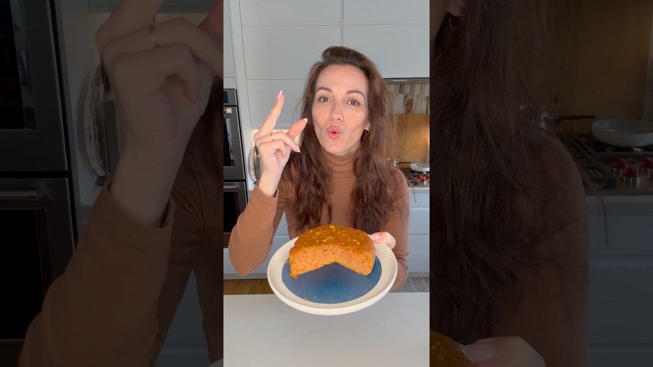 I can&rsquo;t stop making this Healthy Orange Carrot Cake 🍊🥕 #glutenfree #shorts