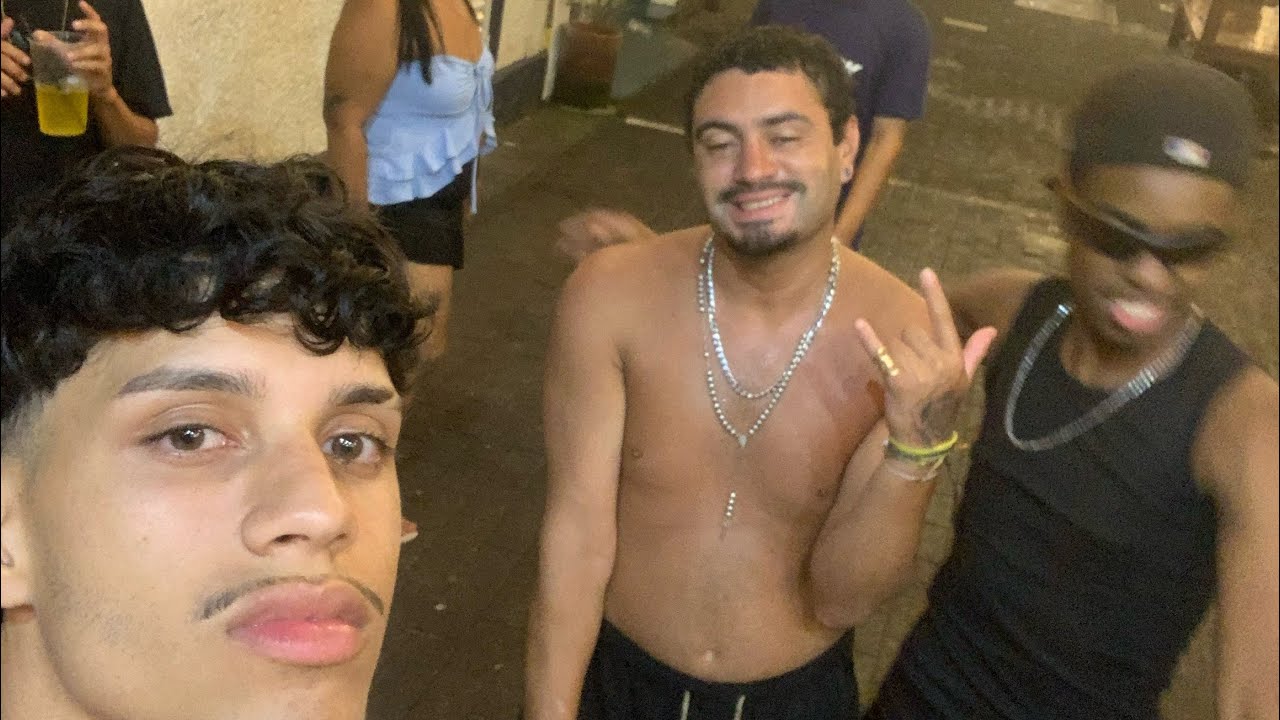 Rolê aleatório na vila