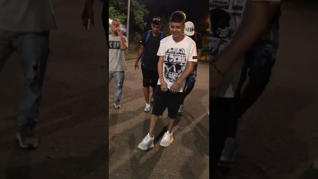 sarcásticamente nadie nos conoce LAEL👿