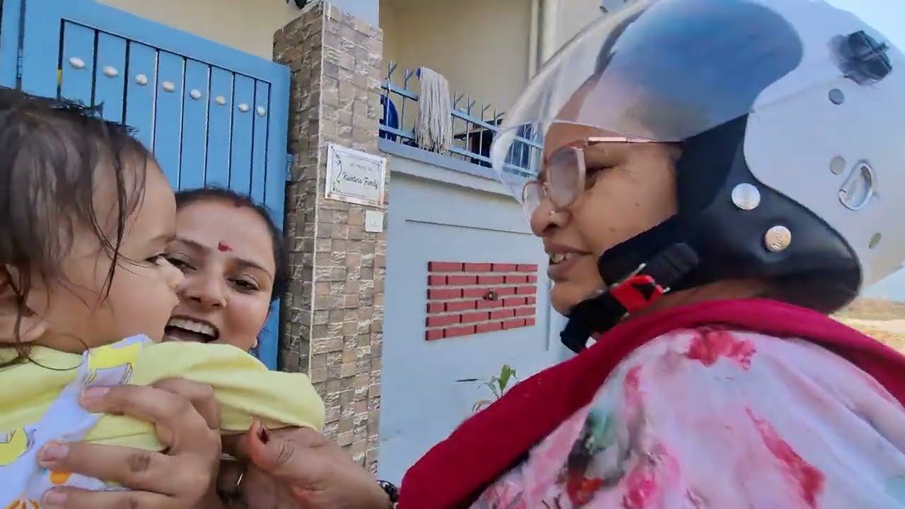 Mummy Ne Pehli Baar Helmet Pehna 😄 | Family Vlog @The_Kaintura_Family 