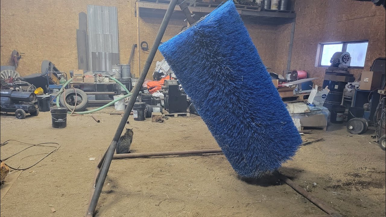 Back scratcher for cattle!!