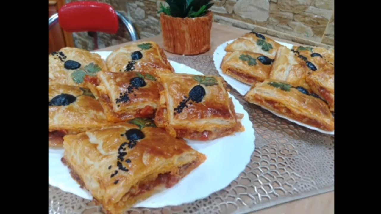 كوكا بالعجينة المورقة / بيتزا كوفار بحشو إقتصادي بزاف بنين 😋#وصفات_رمضان