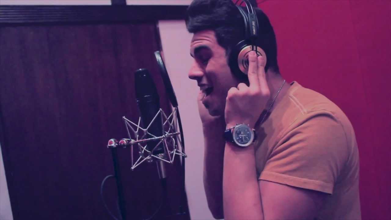 One Direction - Live While We're Young (Cover By Vers)