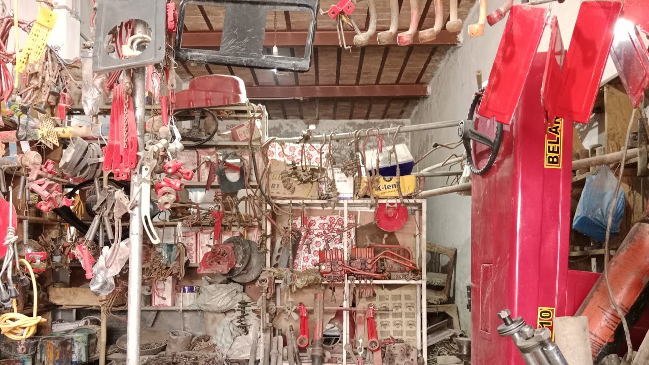 Rosi Bakht Awar (روسی بخت آور) is live! بیلاروس کے اوریجنل سامان تفصیل کے ساتھ ویڈیو میں  دکھاؤں گا