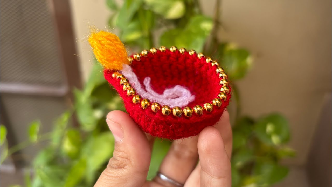 Crochet Diya 🪔 Diwali decorative Diya क्रोशिये से दिया बनाये आसानी से #diwalispecial #diycrafts 