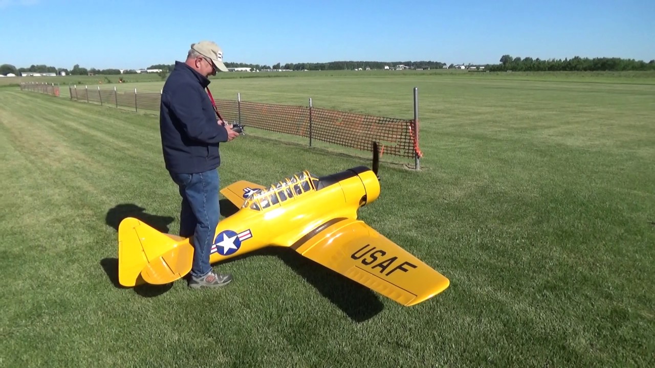Ted's Comp ARF A-T6 Texan second flight!