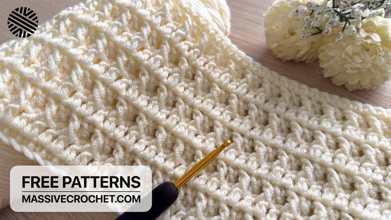 SUPER EASY Crochet Pattern for Beginners! 💛 LOVELY Crochet Stitch for Baby Blanket, Bag & Scarf