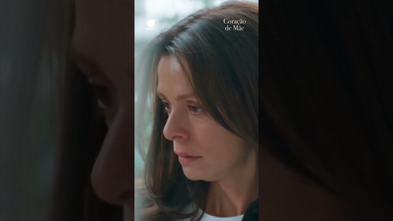 KARSU FLAGRA REHA AOS BEIJOS COM A MELHOR AMIGA I #Cora&ccedil;&atilde;oDeM&atilde;e I De segunda a sexta, &agrave;s 21h00