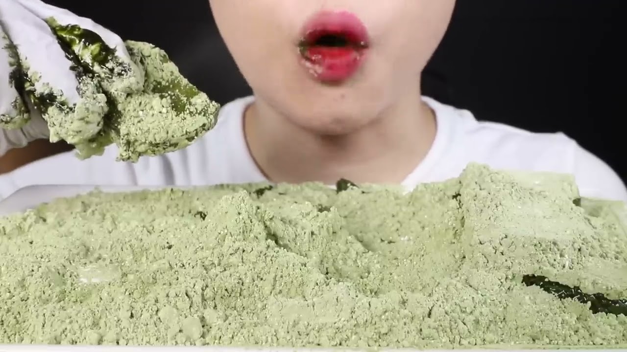 ASMR Ice In Matcha Powder | TikTok Viral Food | Ice Crunching Sounds Mukbang