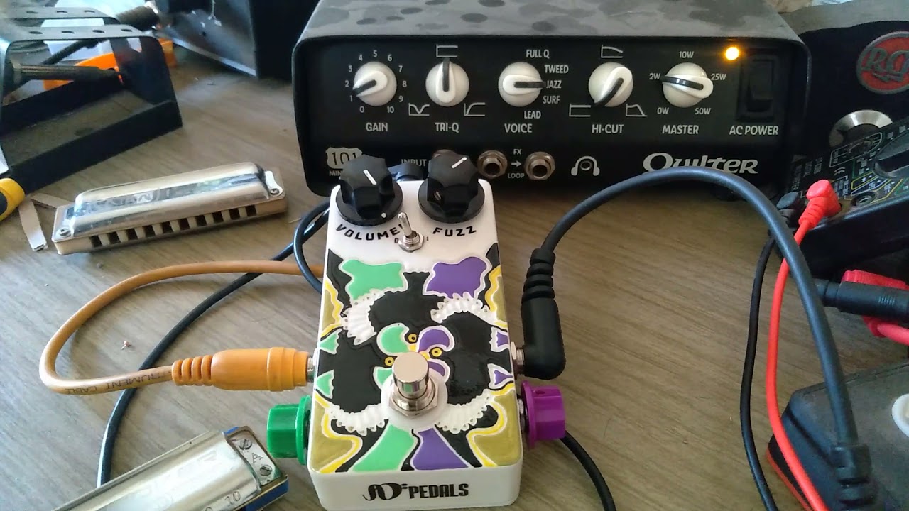 Fuzz pedal with harp - Fuzzy Bird