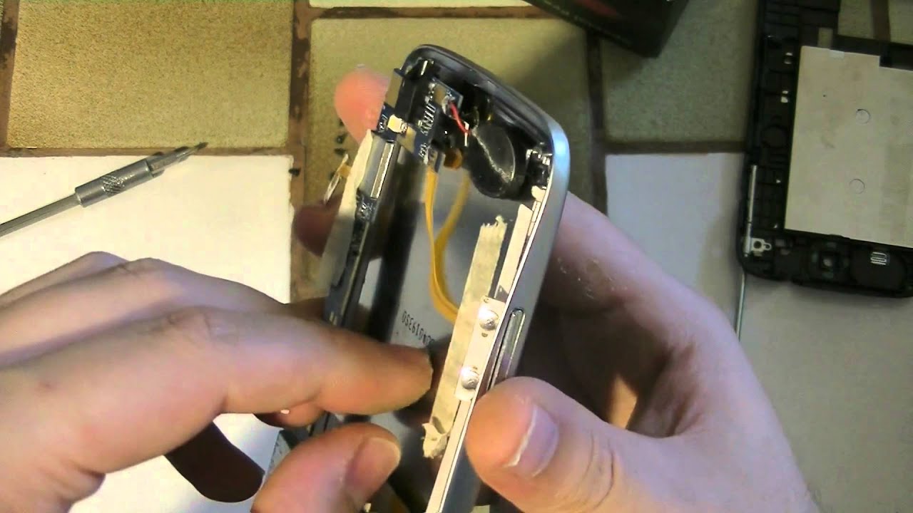 D&eacute;montage du Faux Samsung Galaxy S3 (Non Smartphone)