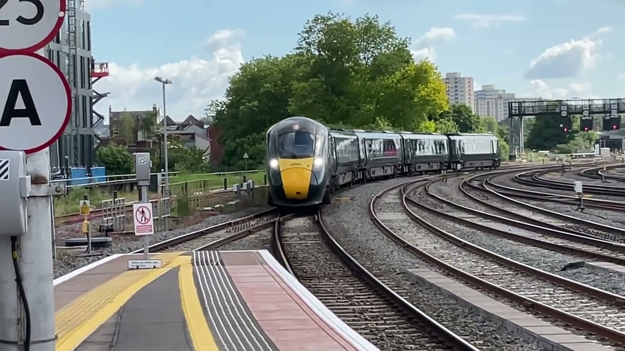 Trains at Bristol Temple Meads + Chiltern 165s 29/5/24