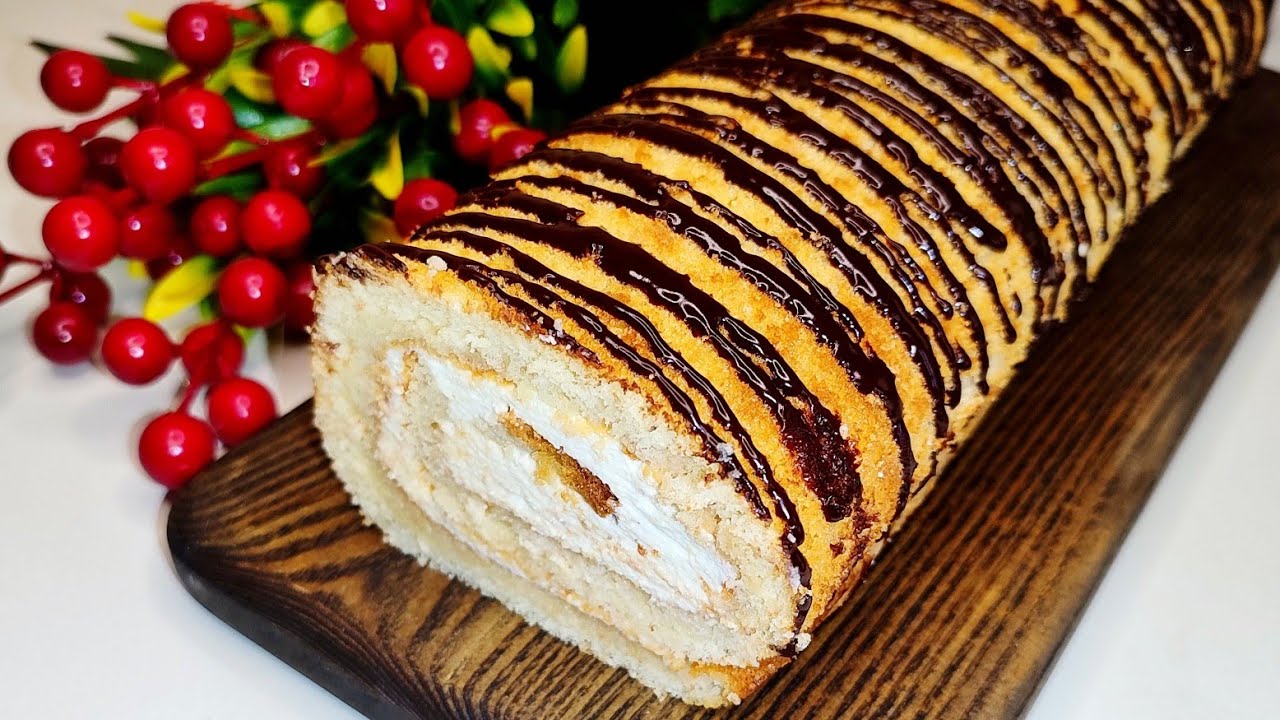 Этот рулет ВКУСНЕЕ ЛЮБОГО ТОРТА в 100 раз! Он просто тает во рту! Быстро и очень вкусно!