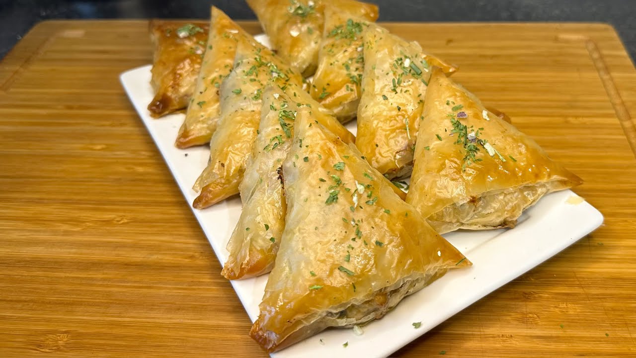 BRIWAT AU POULET ET FROMAGE /بريوات بالدجاج والجبن | Take A Look